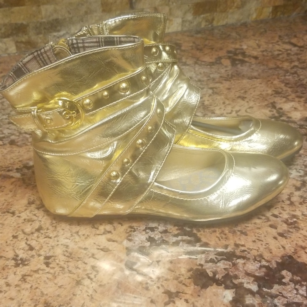 Gold Metallic Sandals - Picture 1 of 8